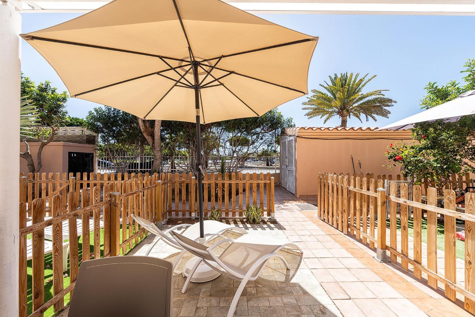Bungalow En Maspalomas San Bartolomé Luaran gambar